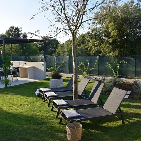 In With Jacuzzi Vakantiehuis